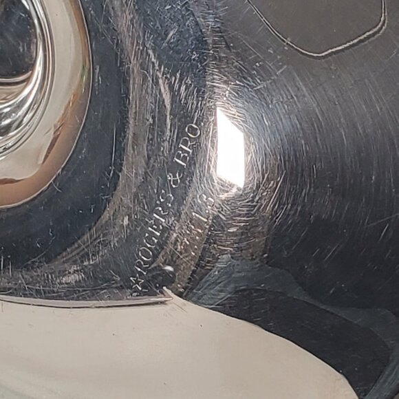 Rogers & Bro. Silver-Plated Gravy Boat with Attached Underplate Primrose Pattern - Picture 8 of 8